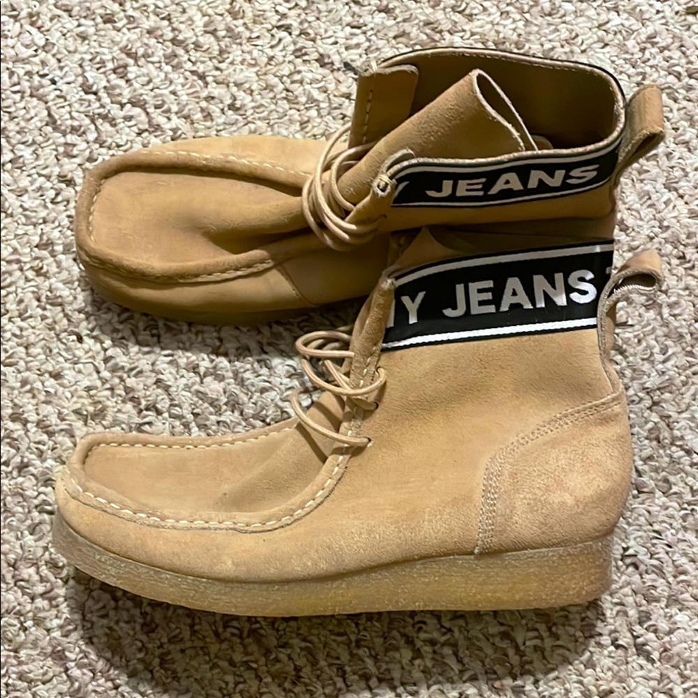 Tommy Hilfiger boots